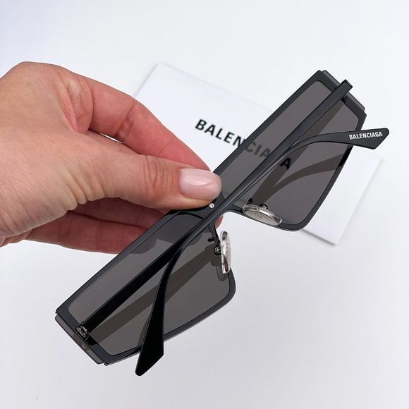Balenciaga BB0192S 001 Sunglasses Black Shiny Rectangle Unisex main image 8